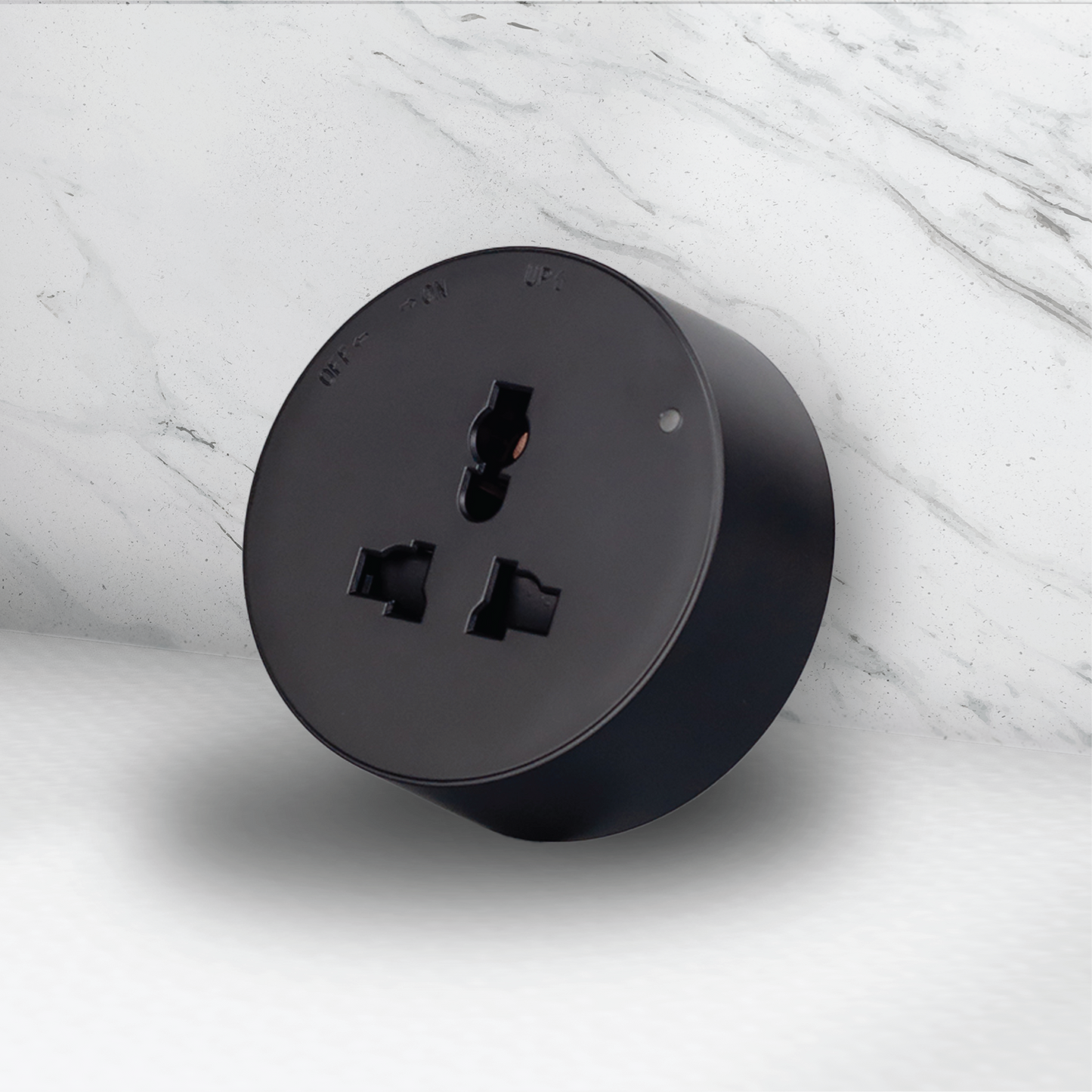 Americo Universal Matte Portable Socket