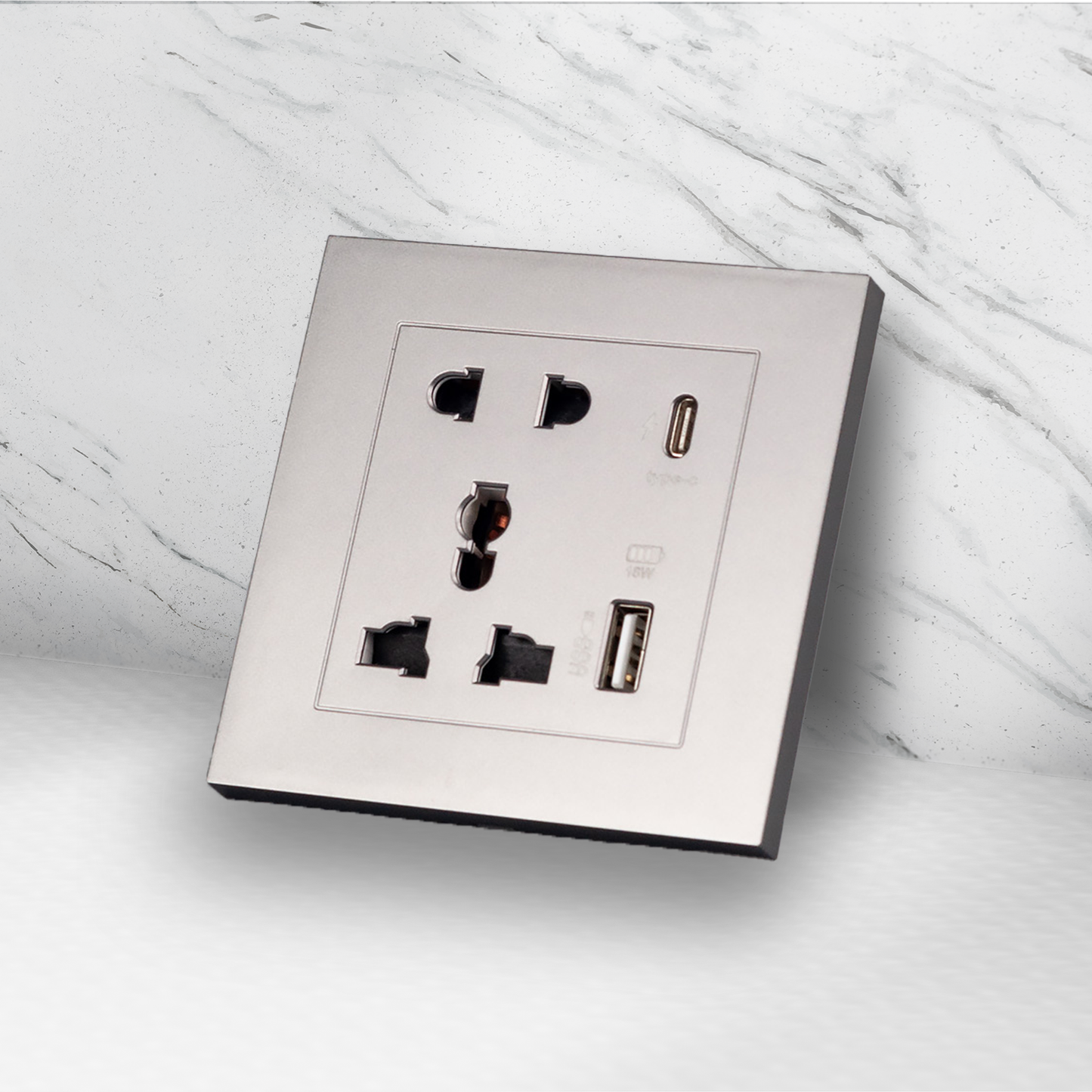 Americo Universal Wall Socket with USB and Type C port