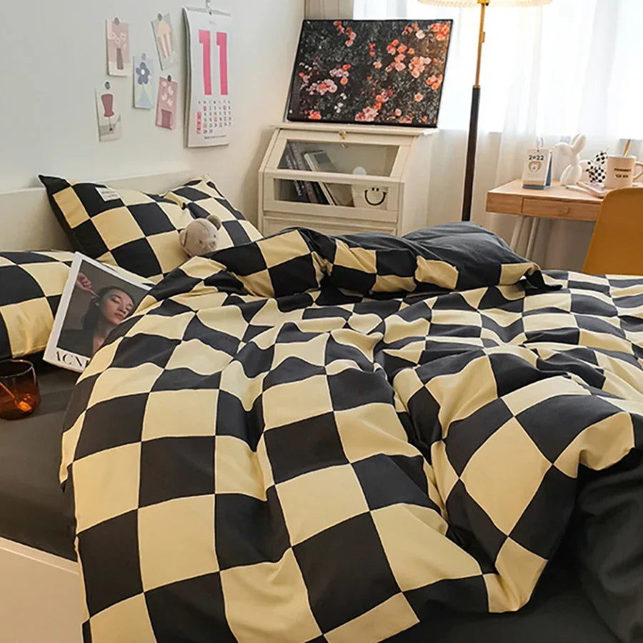 Grid Double-sided Cotton Quilt Bedding Set Four Piece Set