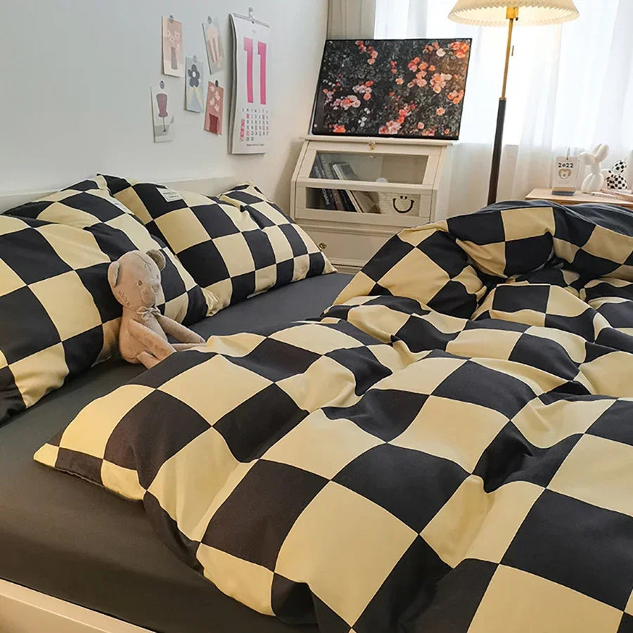 Grid Double-sided Cotton Quilt Bedding Set Four Piece Set