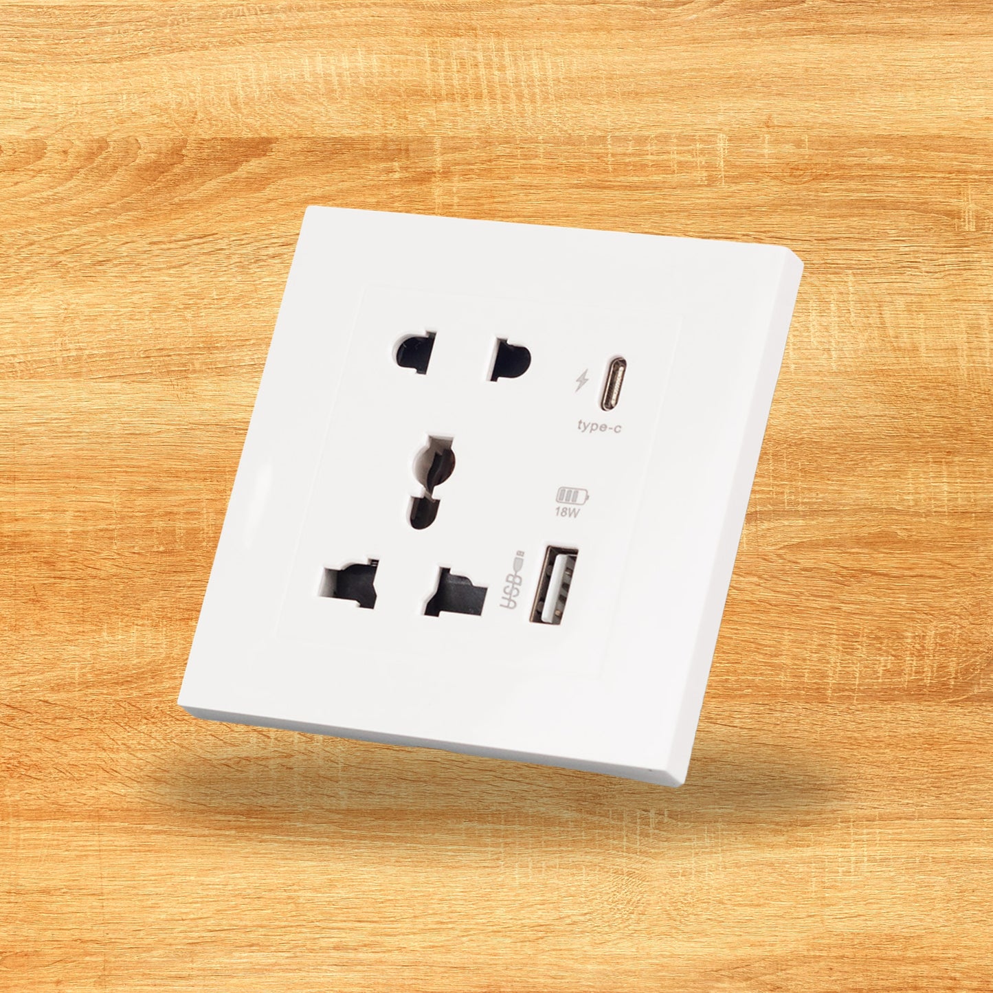 Americo Universal Wall Socket with USB and Type C port